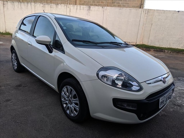 FIAT PUNTO 1.4 ATTRACTIVE 8V FLEX 4P MANUAL