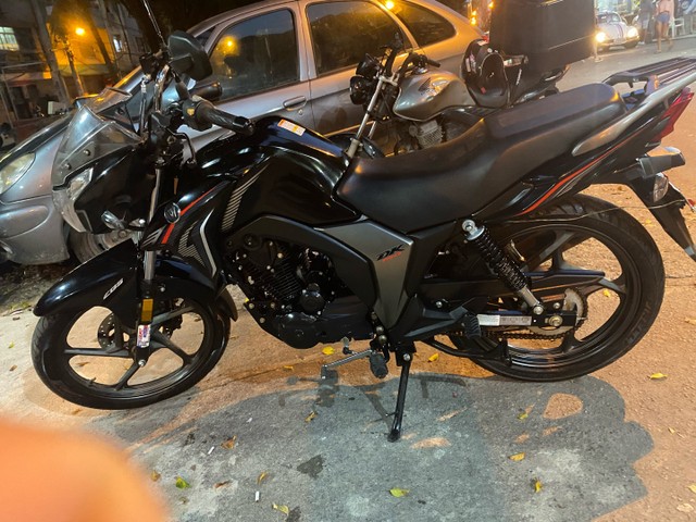 MOTO SUZUKI DK 150 ANO 2020