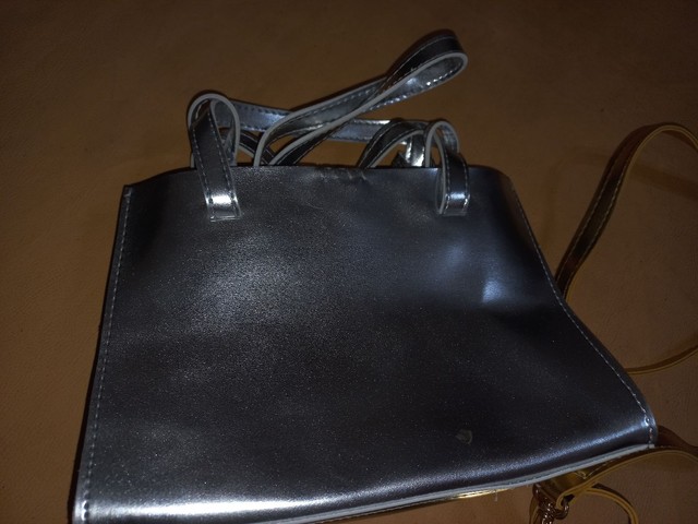  Bolsa Dourada  - Foto 2