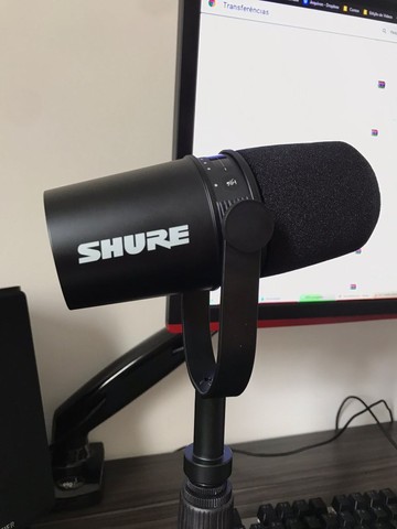 Microfone Shure MV7 - Podcast/Gravações - Foto 4