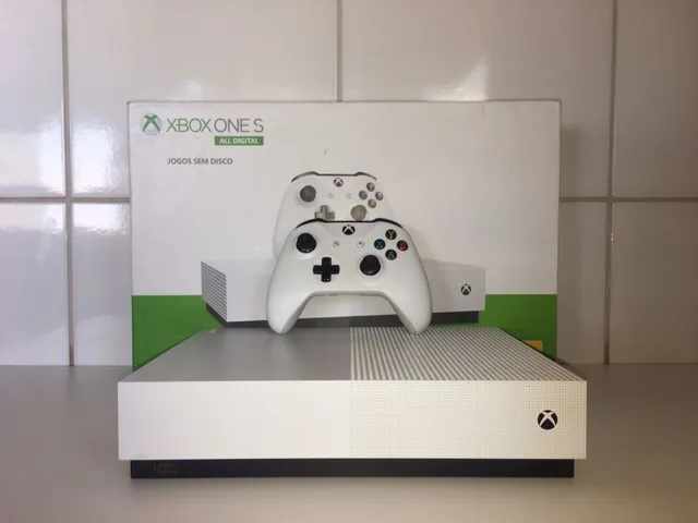 Xbox one s com fortnite  +236 anúncios na OLX Brasil