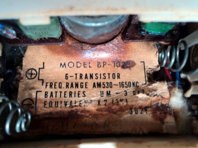 Sharp BP-102B (Funcionando) - 6 Transistor Radio AM - Made in Japan-(Íten p/ Colecionador) - Foto 5