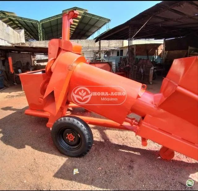 Foguetinho Colhedeira de milho Penha Jumil  - Foto 2