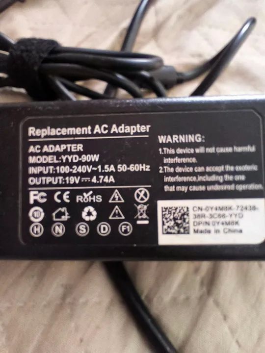 Fonte de PC 19V 4.74A para Notebook