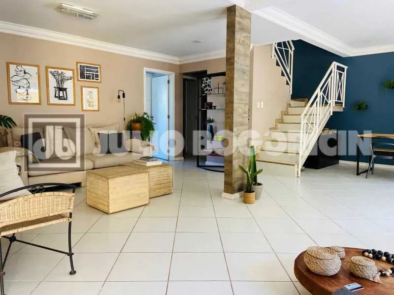 Luxuosa Casa em Condomínio - Triplex - Residencial - Anil - Jacarepaguá - 6 quartos ; 5 su - Foto 3