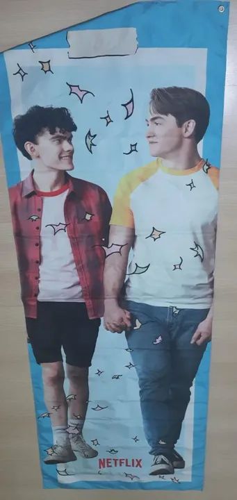 Bandeira de Heartstopper - tudum Netflix 