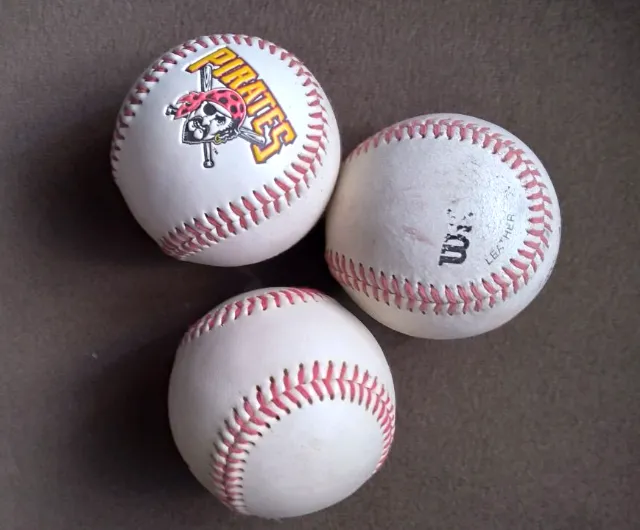 Bolas de baseball tamanho oficial (kit com 3 unidades)