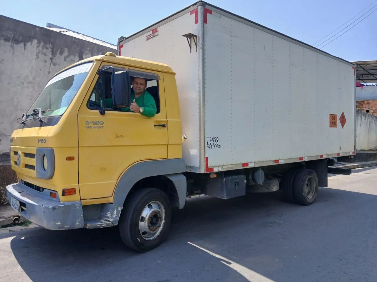 Frete / Mudança - Caminhão Baú - Skar Transporte - Foto 3