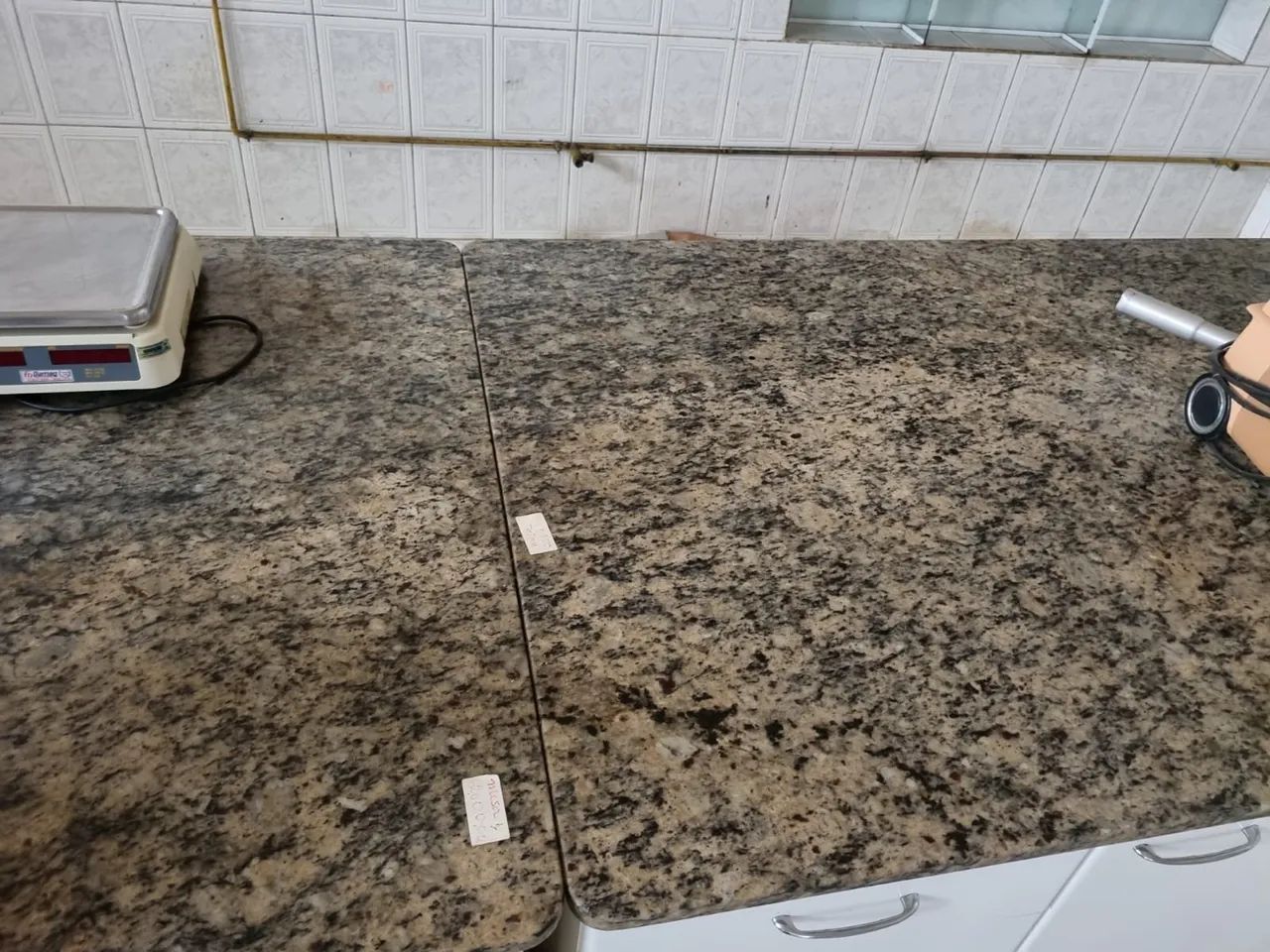 MESA GABINETE 2 metros - Foto 2