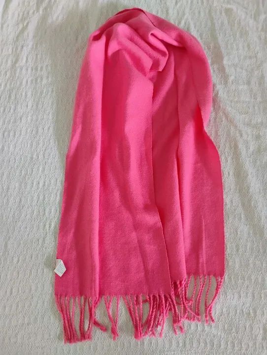 Cachecol de lã rosa