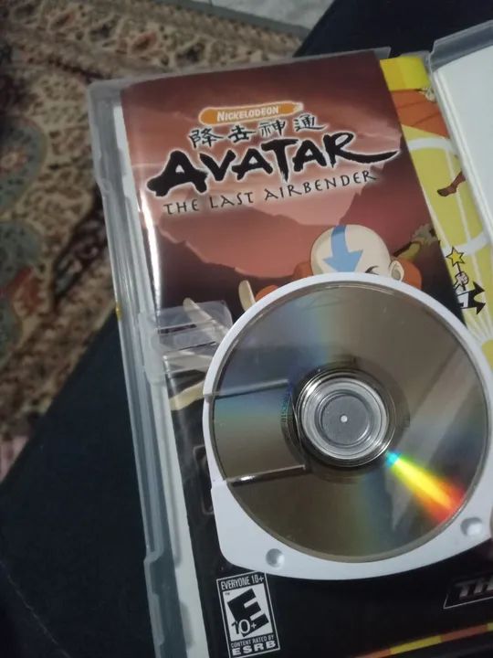 2 jogos PSP mídia física Sonic Rivals e Avatar The Last Air Bender  - Foto 5