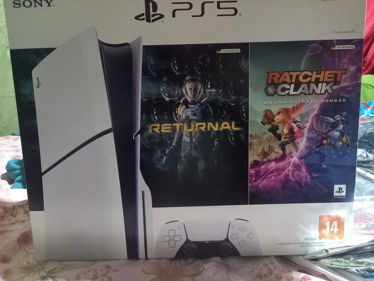 PlayStation 5 + Jogos Returnal e Ratchet & Clank