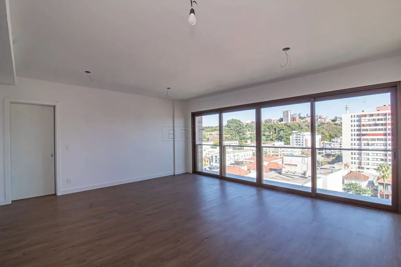 Imóvel para venda/locação tem 112m2 com 3 quartos/suítes no Bairro Menino Deus - Porto Ale