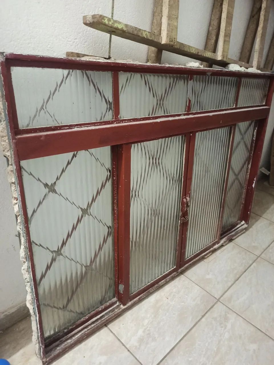 Janela e Porta de Ferro64717751610243120