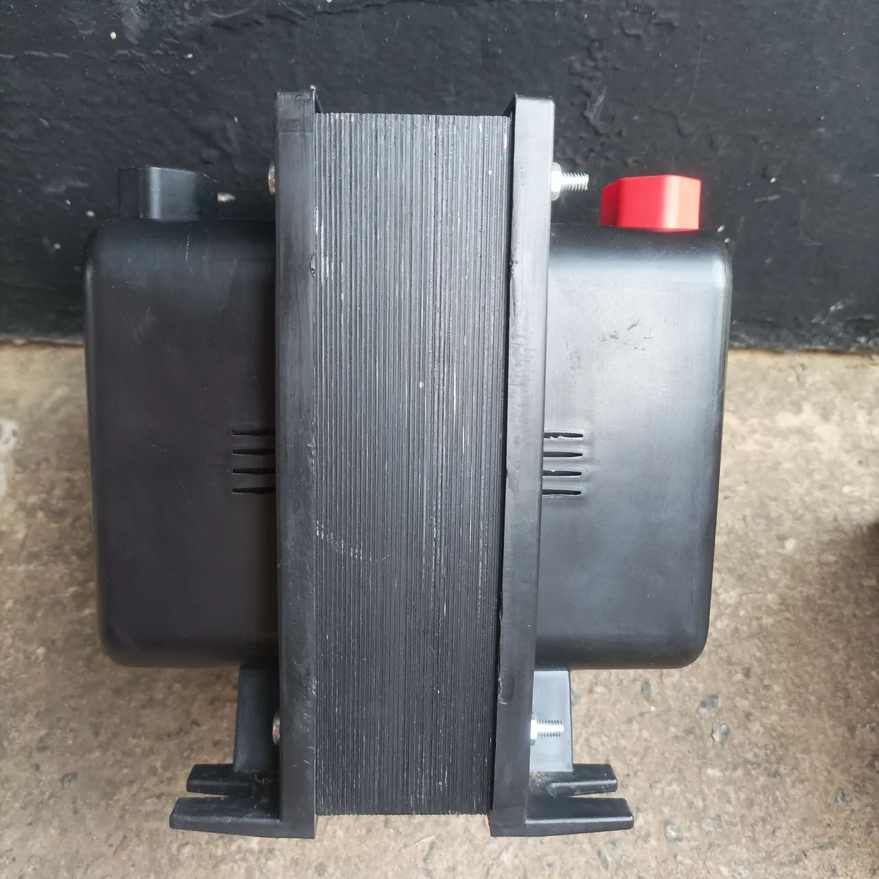 Transformador 5000VA bivolt  - Foto 4