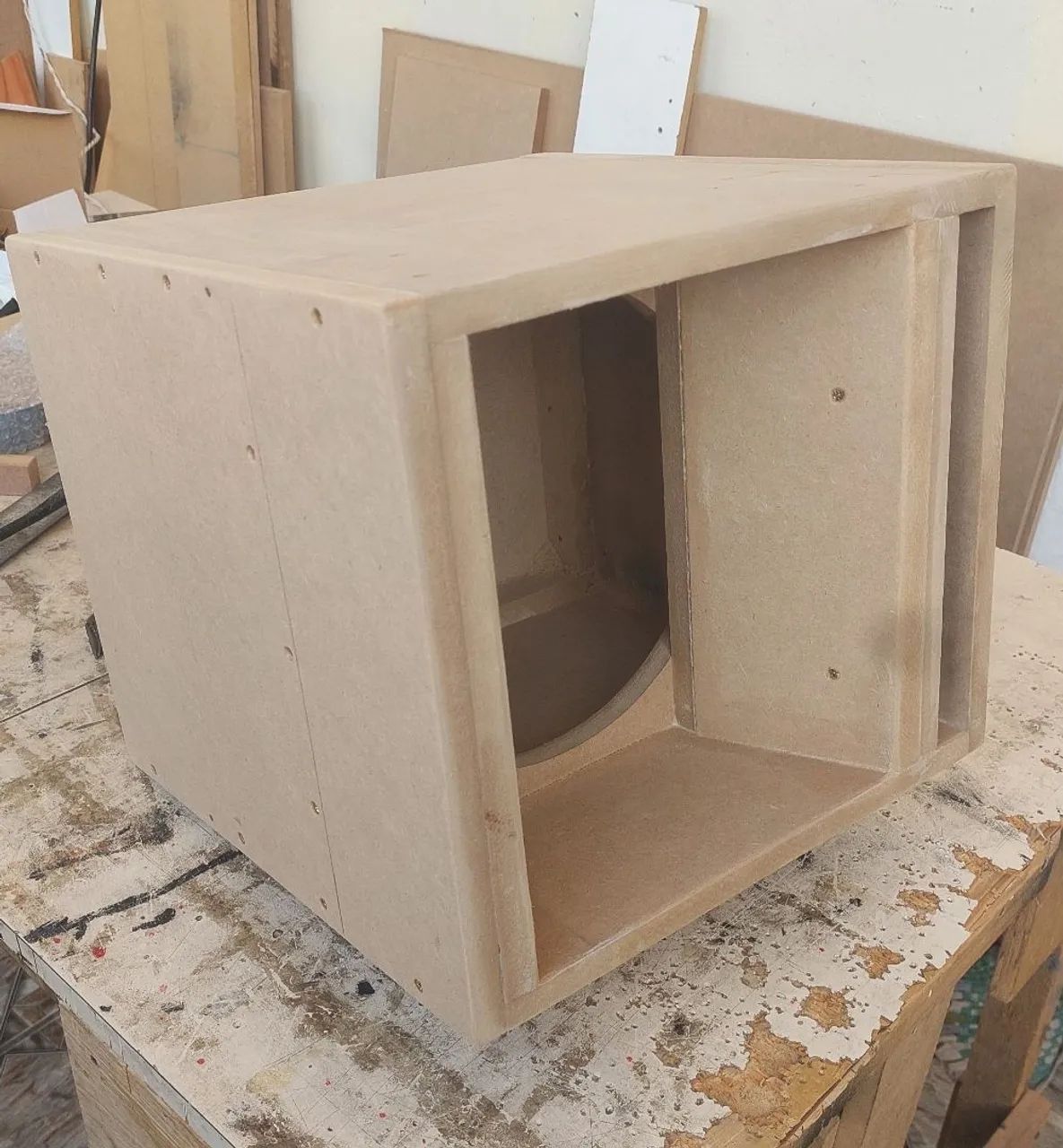 Caixa para Médio grave, vertical, 10 polegadas 64407622204289122