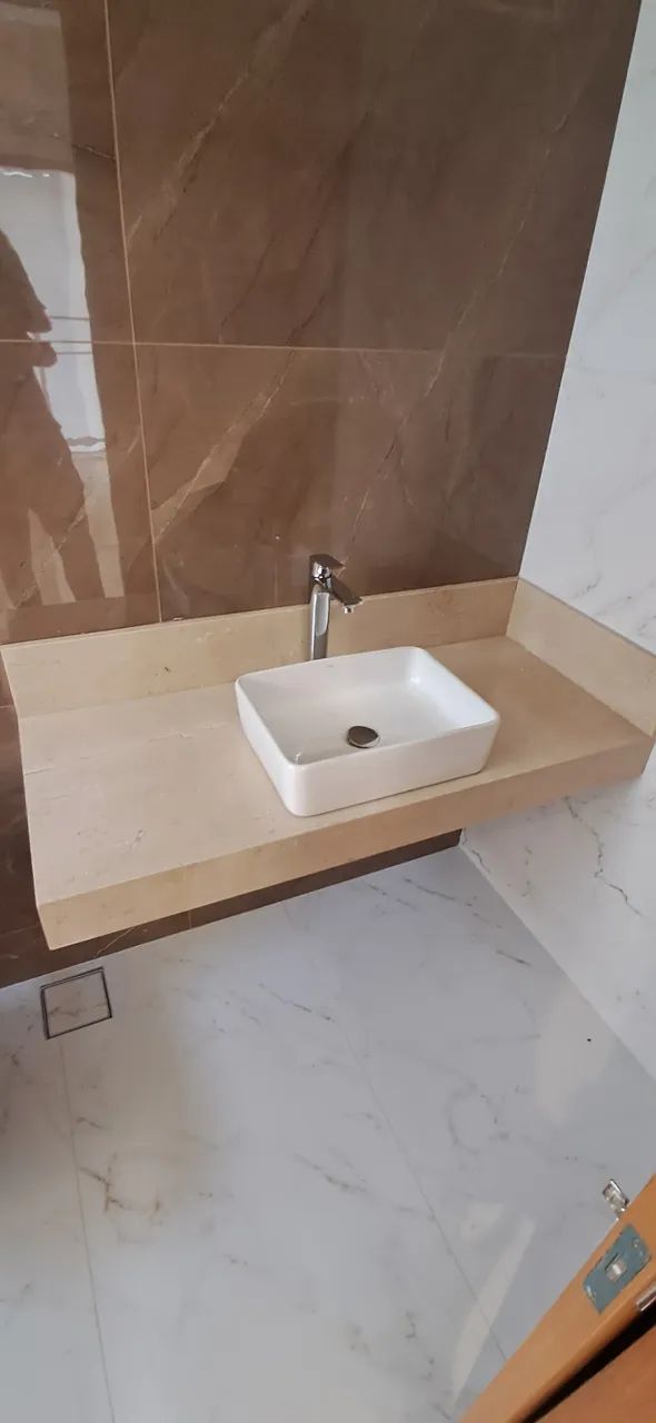 SOBRADO NOVO JARDINS SEVILHA ALTO PADRÃO 3 SUITES PLENAS VARANDA GOURMET PISCINA AQUECIDA  - Foto 5