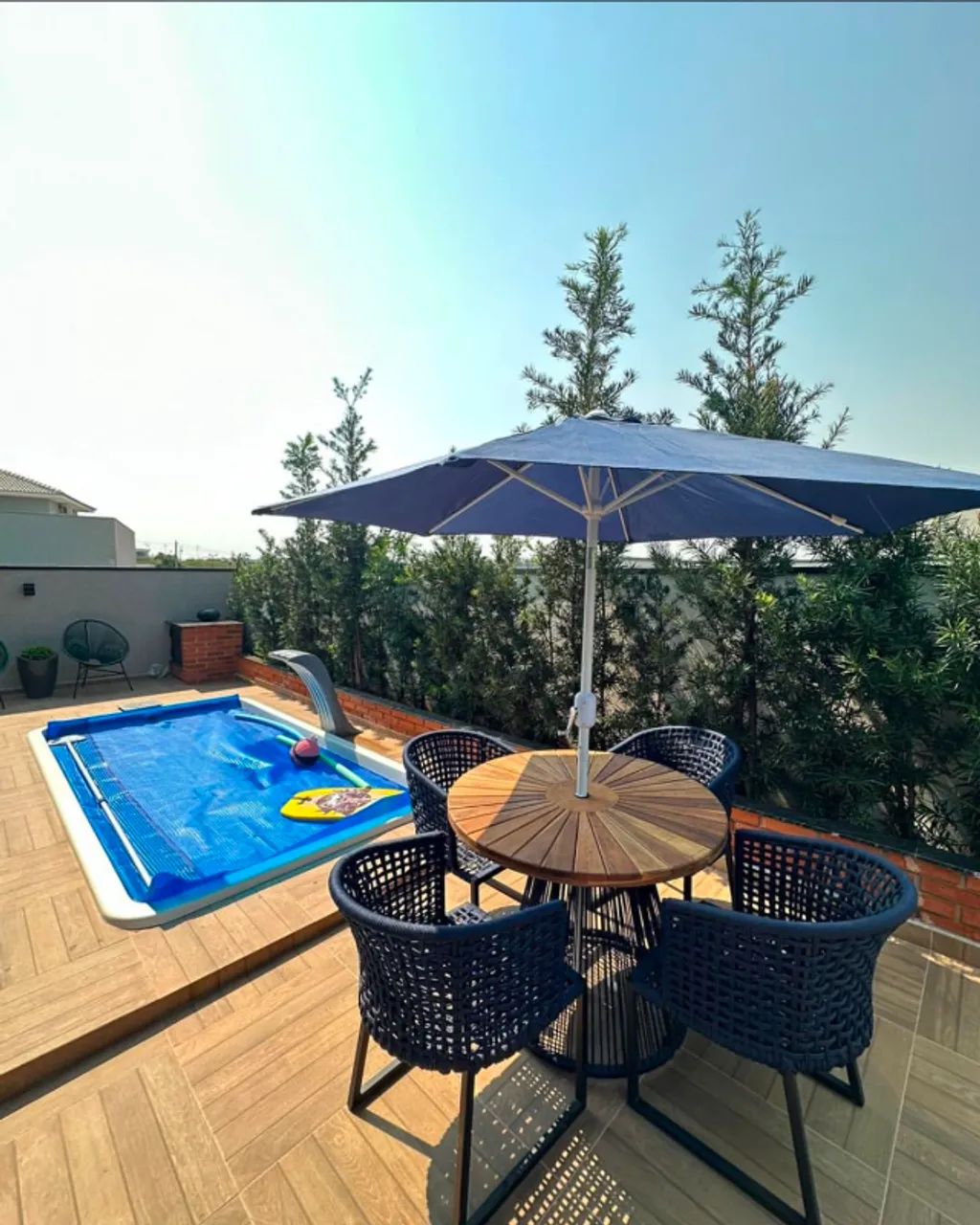 CONJUNTO MESA TURIM PARA PISCINA 
