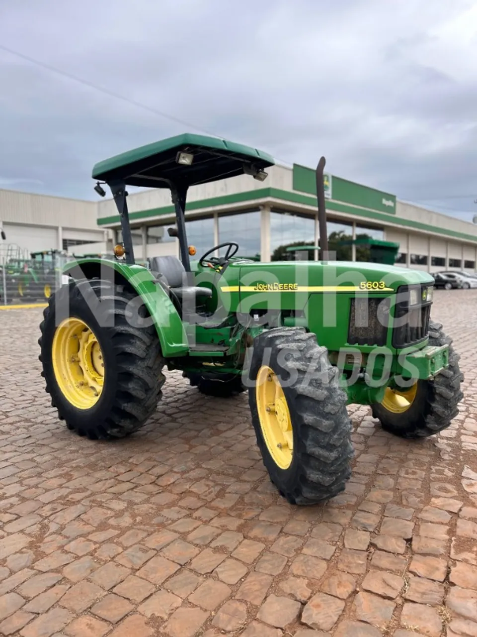 Trator John Deere 5603
