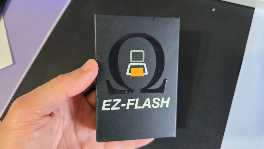 Everdrive EZ-Flash Omega na caixa para Game Boy Advance + sd 8gb (jogos de GBA, GBC e GB)