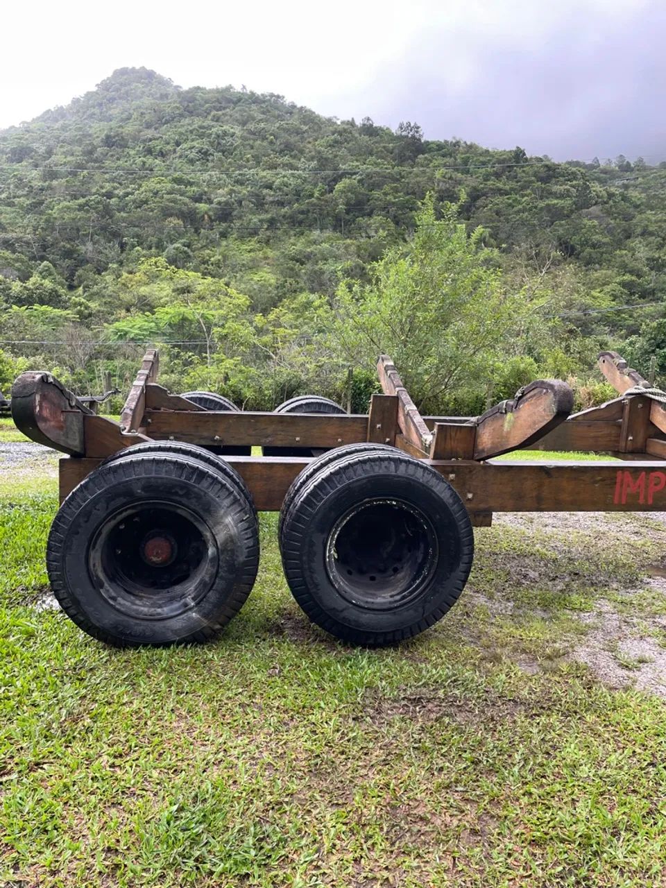 Carreta de Encalhe em madeira - Foto 2