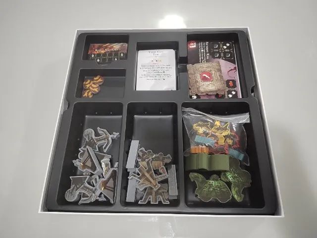 The Great Wall KS Tiger Pledge (Meeples) + 3 Expansões - Foto 5