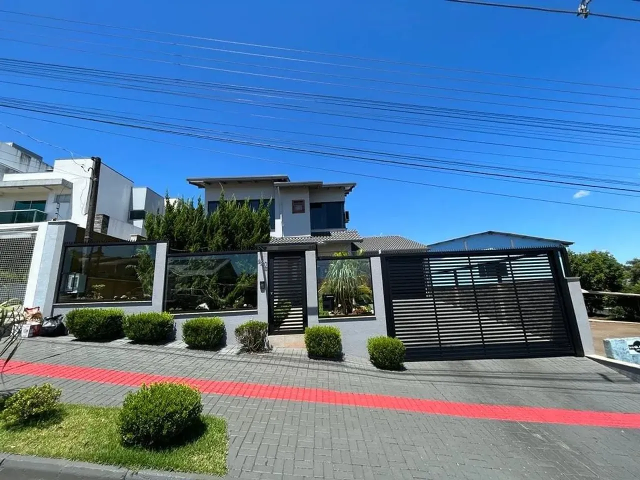 Casa à venda 3 Suites, 2 Vagas, 366M², Walville , Chapecó - SC .