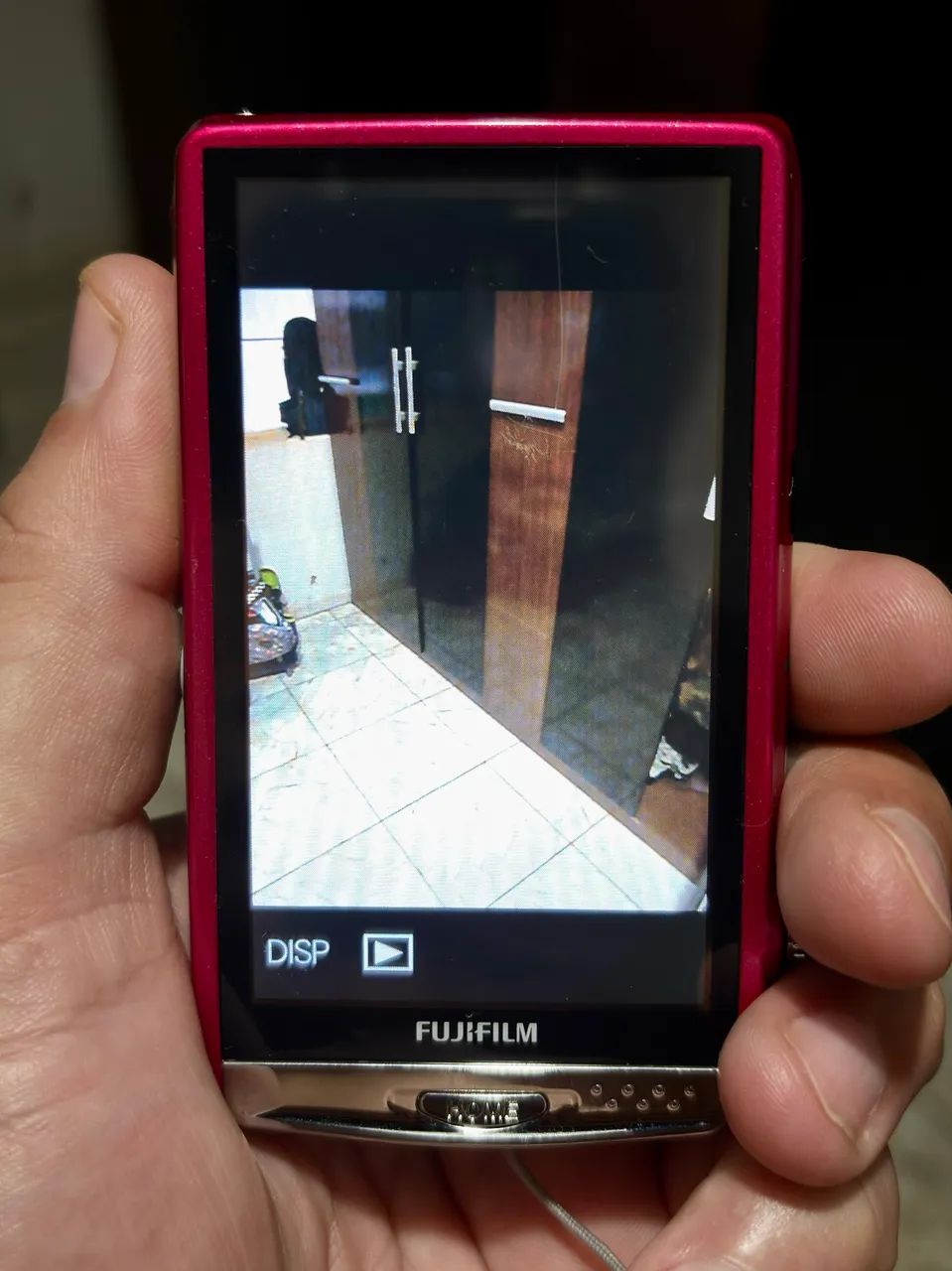 Câmera Digital Fujifilm FinePix Z900EXR Rosa Pink 16 megapixels