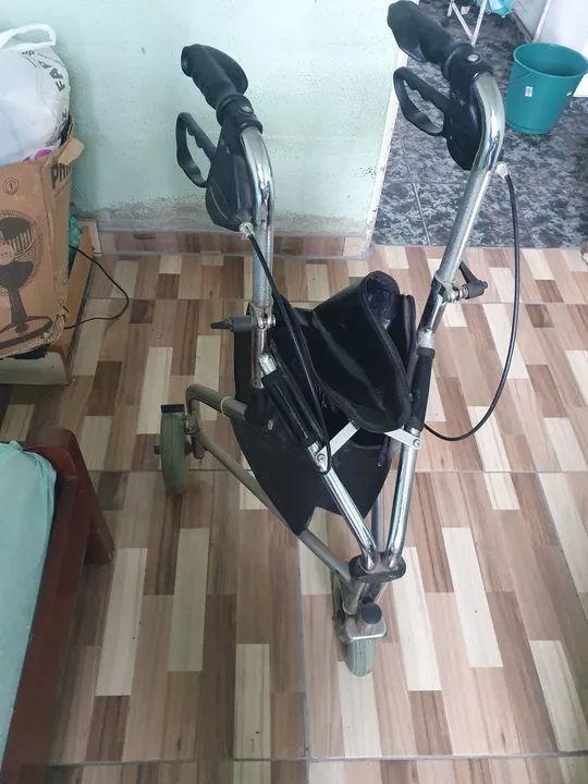 Andador para idoso - Foto 2