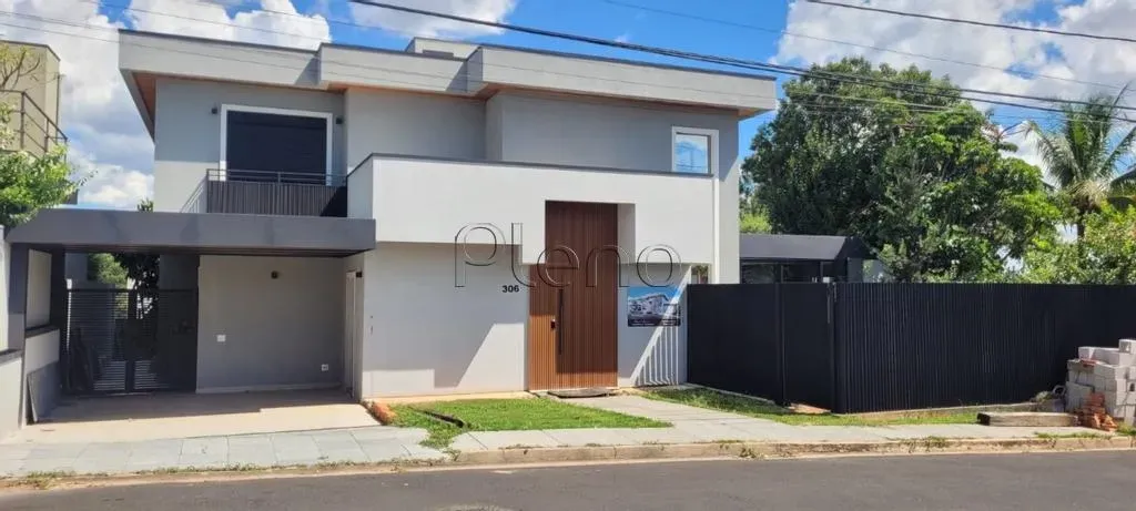 Sobrado à venda em Campinas, Bairro das Palmeiras, com 3 suítes, com 290 m²