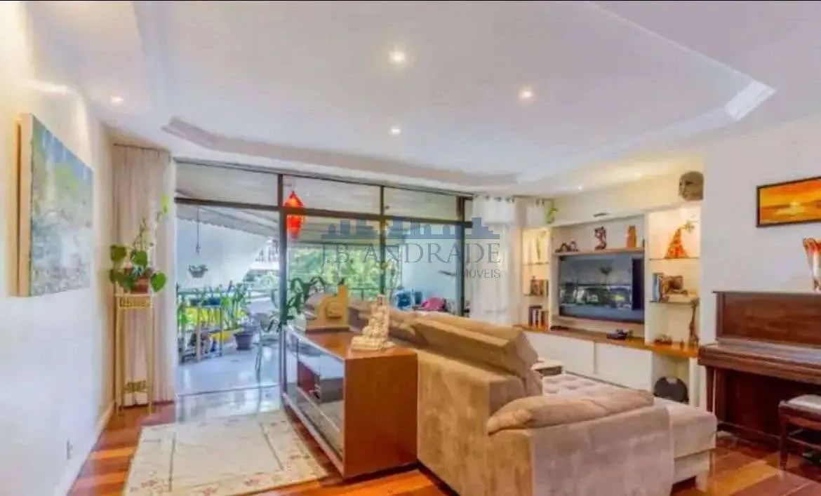 Apartamento para venda com 4 quartos no Jardim Oceânico, com 186m²