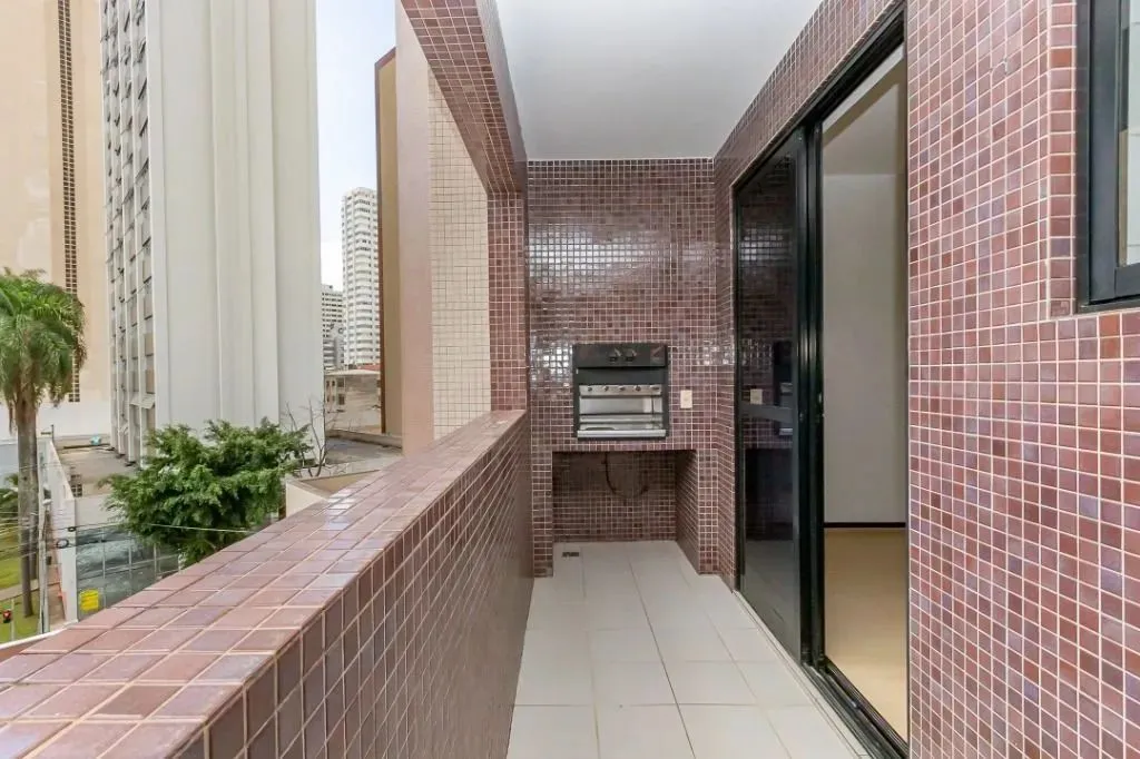Apartamento com 1 dormitório para alugar, 67 m² por R$ 2.400,00 + taxas/mês - Centro - Cur