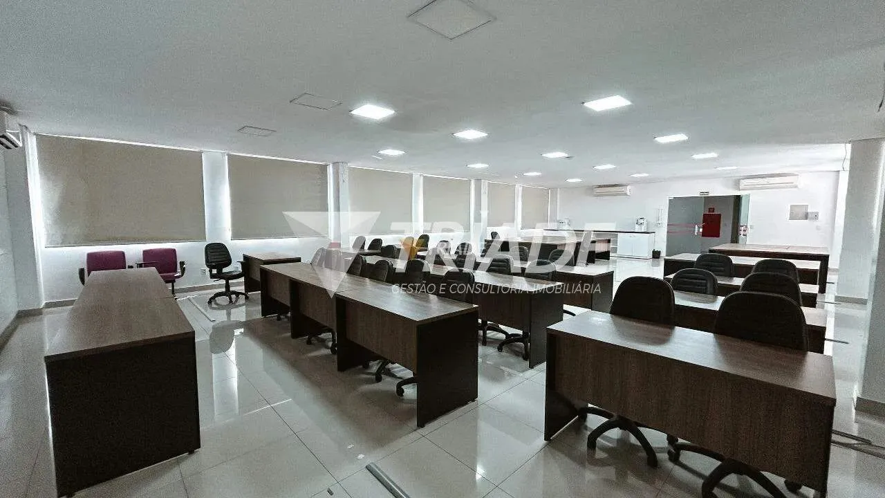Sala Comercial para Locação 130m² Setor Bueno, Ed. Alpha