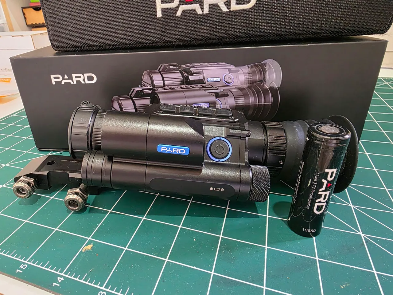 Mira Térmica Pard NV008 - Novo