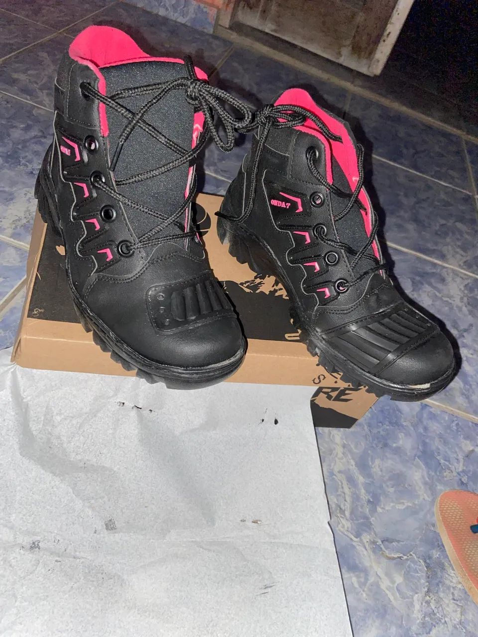 Bota feminina 