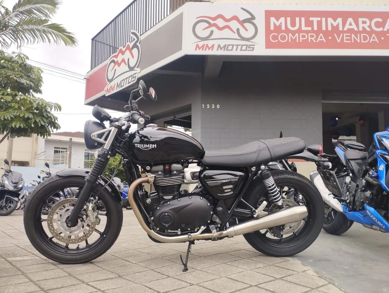 Triumph Street Twin ABS 2022 com 944km