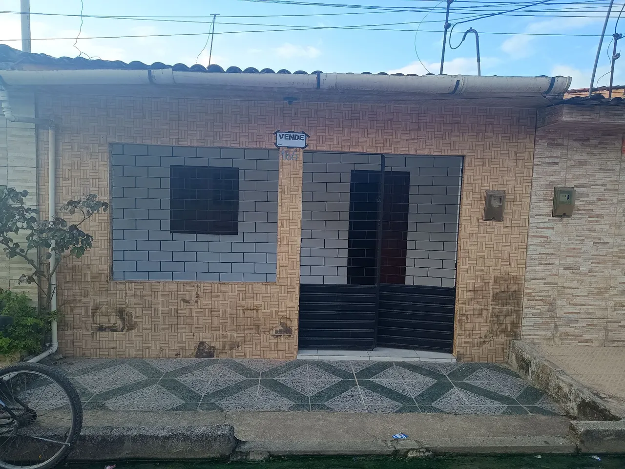Vende-se casa no Village campestre 2