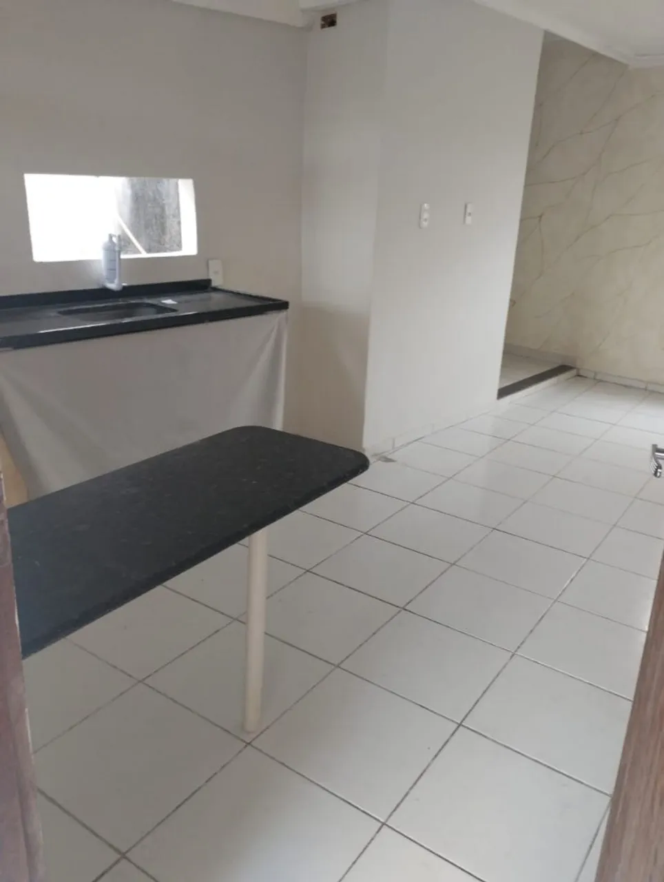 VENDO APARTAMENTO 1 QUARTO  NO CENTRO VILAVELHA 