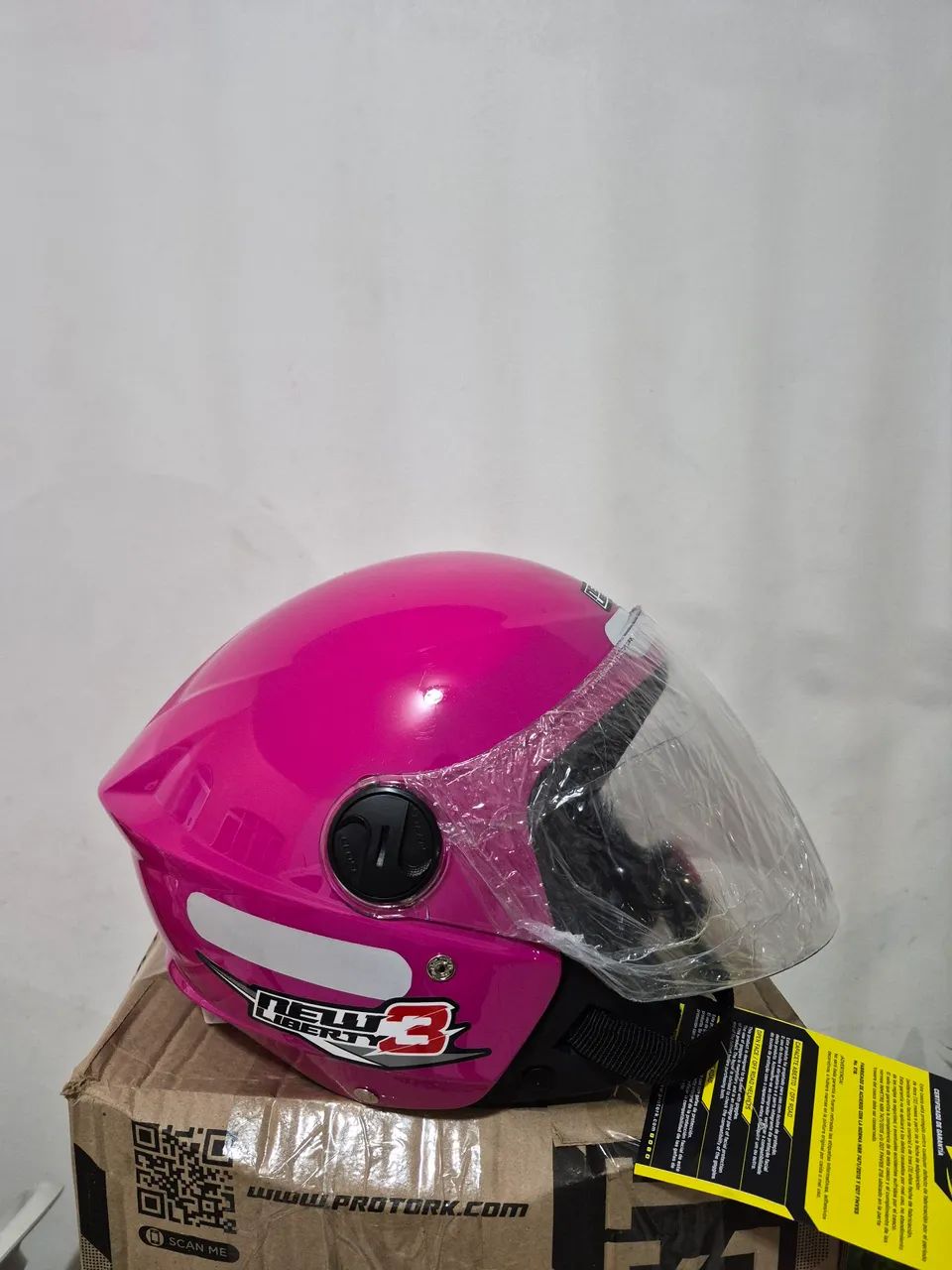 Capacete Vermelho, azul e rosa. - Foto 3