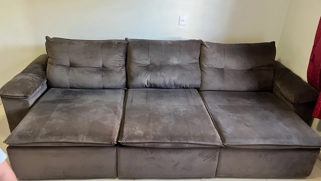 Sofá 3 Lugares Confortável e Elegante