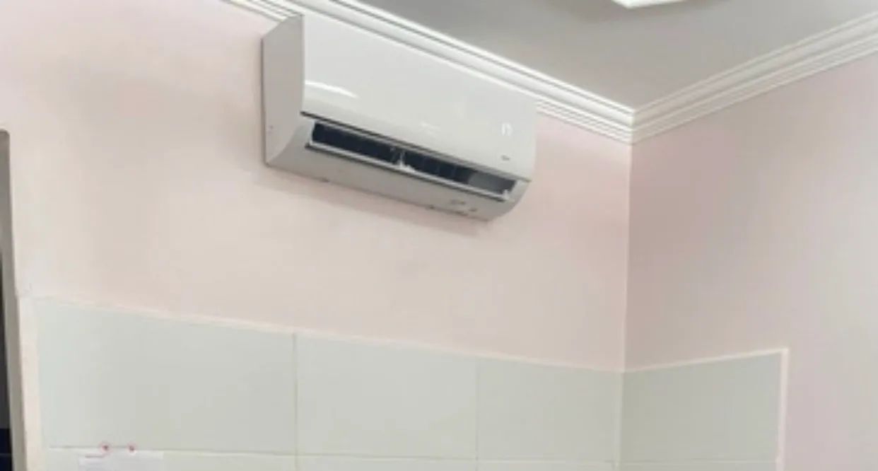 Ar condicionado split inverter 9000 Btus Midea 