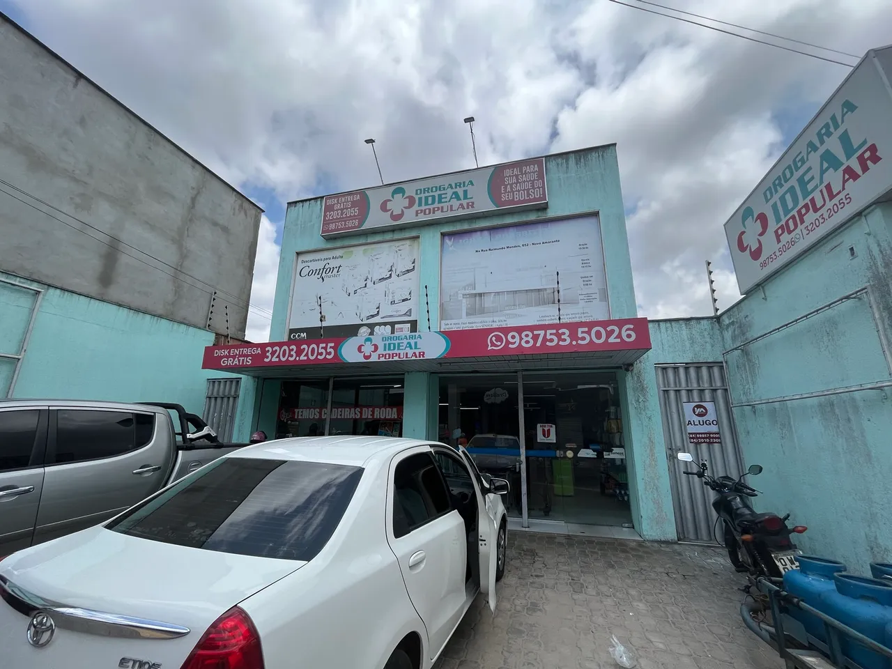 Ponto comercial/Loja/Box para aluguel tem 160m² em São Gonçalo do Amarante por R$ 1200/mês