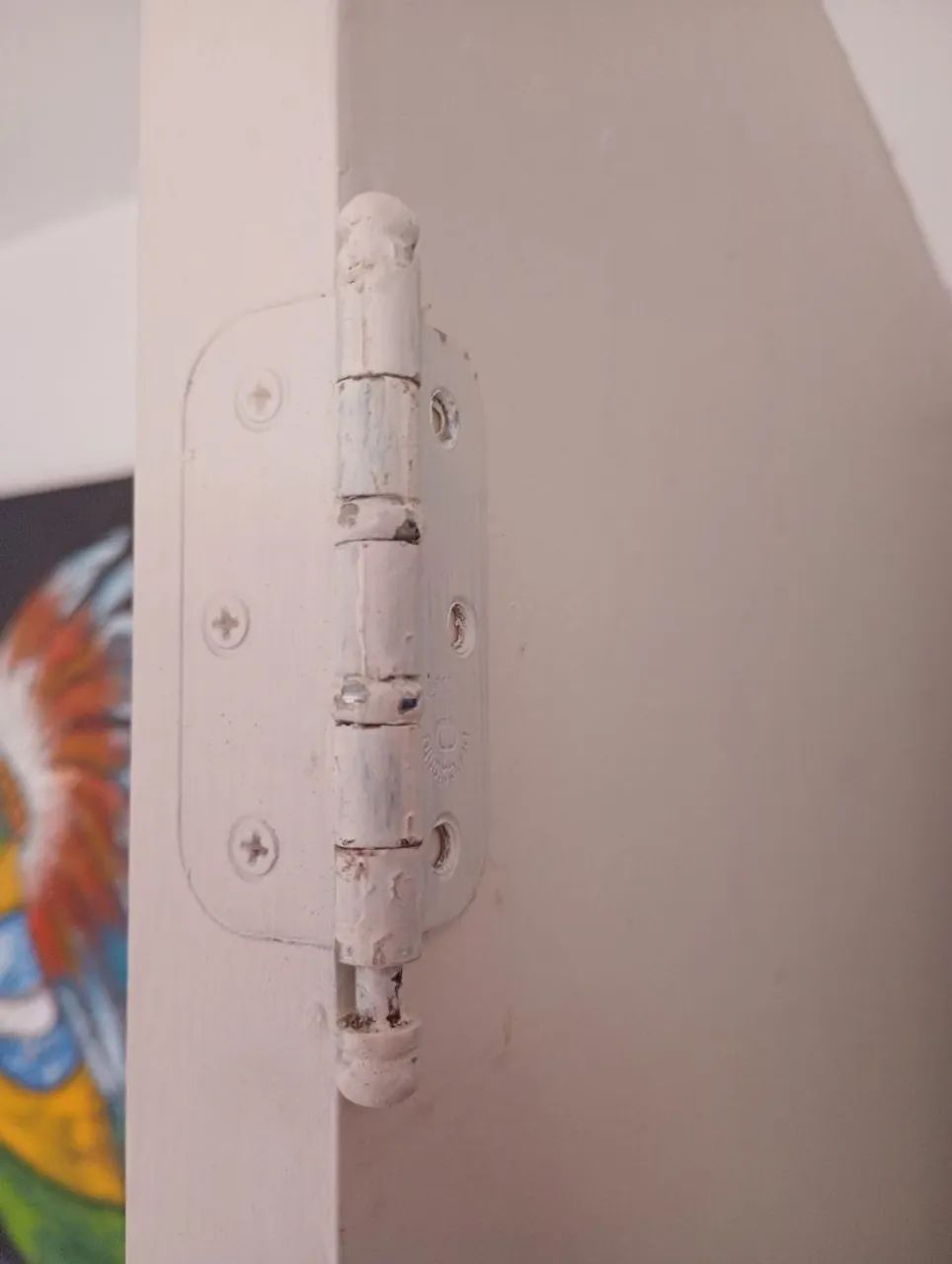 Solid door with peephole64717309863937123