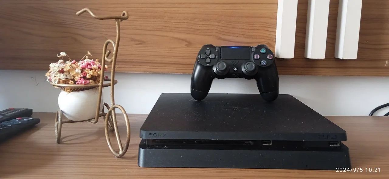 PS4 Slim