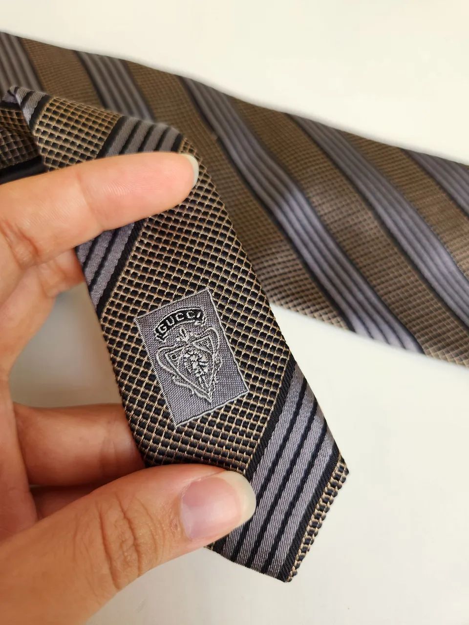 Gravata de seda da Gucci cinza - Foto 2