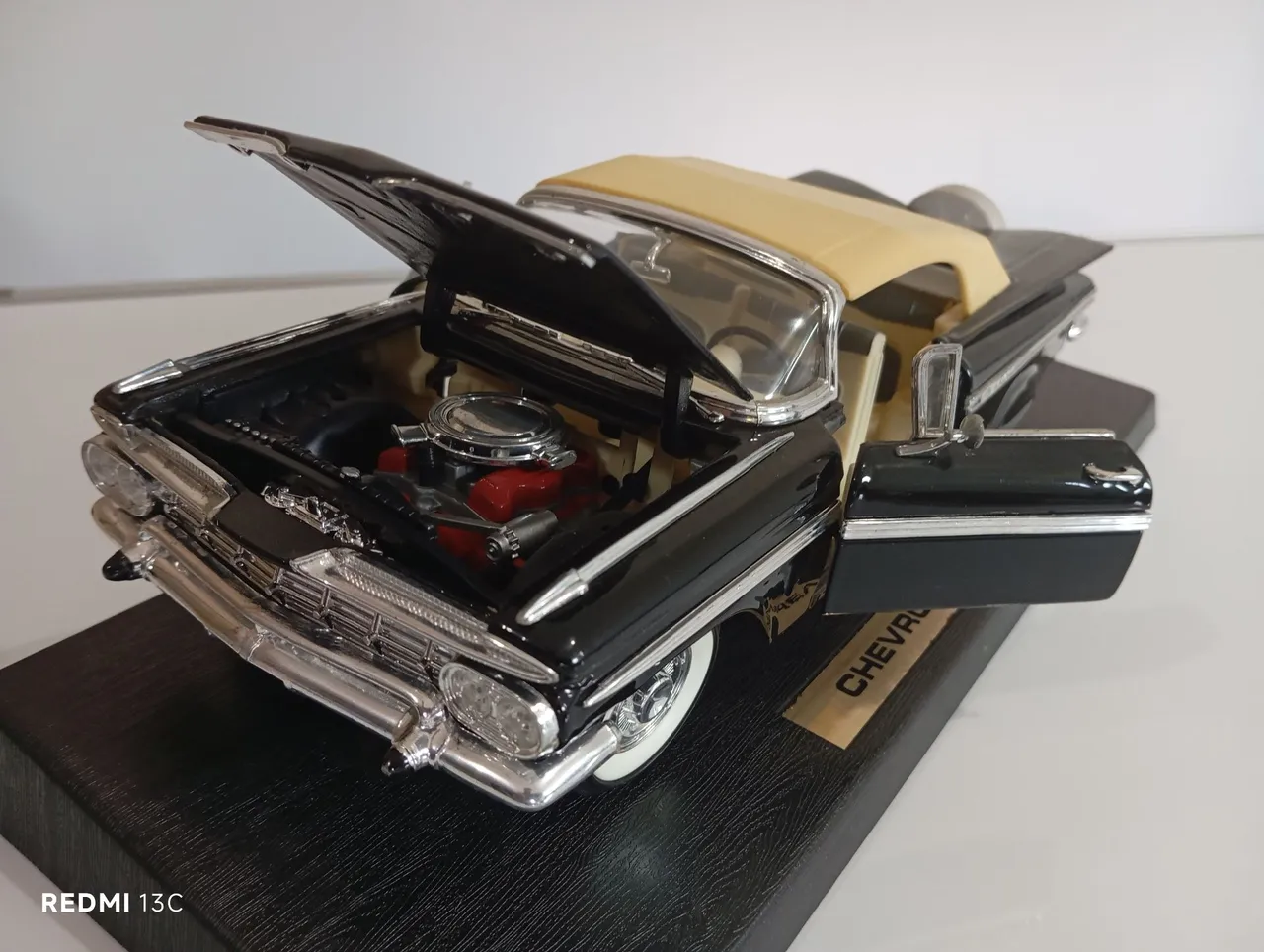 Miniatura 1:18 Ford galaxie 500 1963 sunstar - Hobbies e coleções