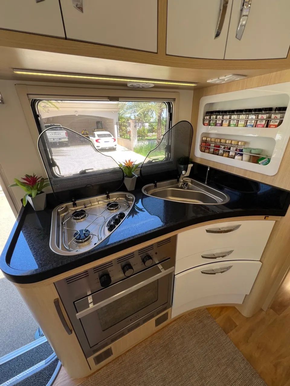 MOTORHOME SANTO INÁCIO 8.5 ANO 2022 KM 17.000 (MUITO NOVO CONSERVADO) - Foto 5