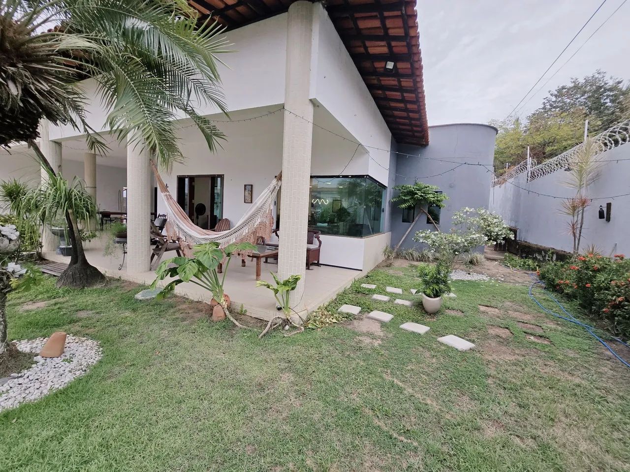 Casa linda e confortável  por Temporada  a 2 minutos da praia - Foto 3