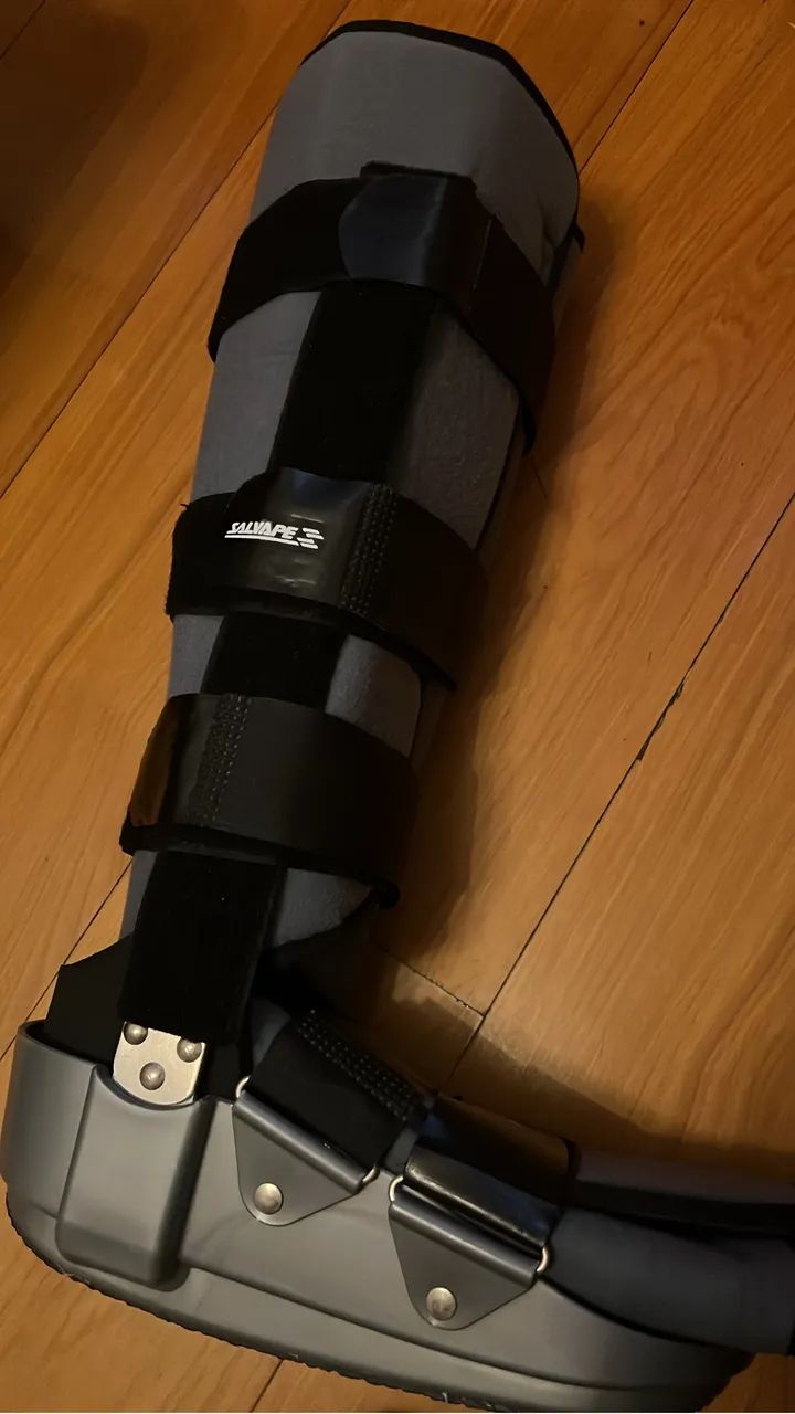 Robofoot Ortopédico Tamanho G direito, usado - Foto 2
