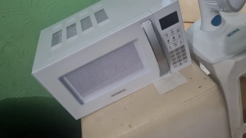 Micro-ondas Mondial Branco